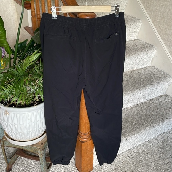 Banana Republic Black Joggers - Picture 10 of 16